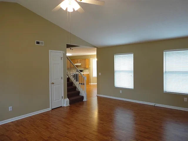 4102 Loyala Chase Ln — Photo 6