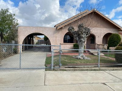 210 E 10th St, Bakersfield, CA, 93307