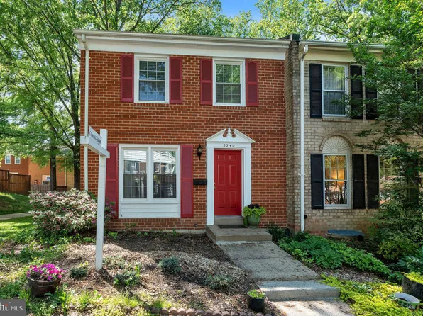2340 Horseferry Ct, Reston, VA 20191