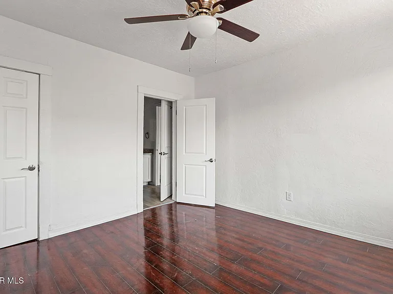 1116 N Copia St — Photo 10