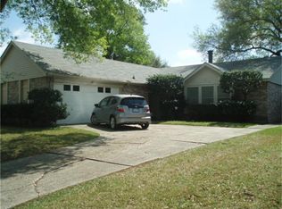 13334 S Thorntree Dr, Houston, TX 77015