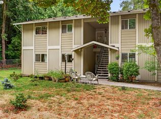 6610 SW Terri Ct, Portland, OR 97225