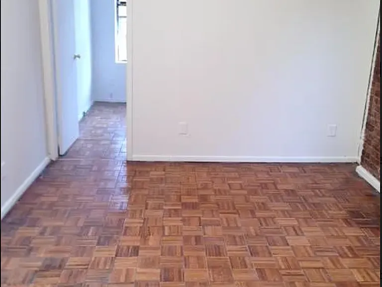 107 Thompson St #5B — Photo 3