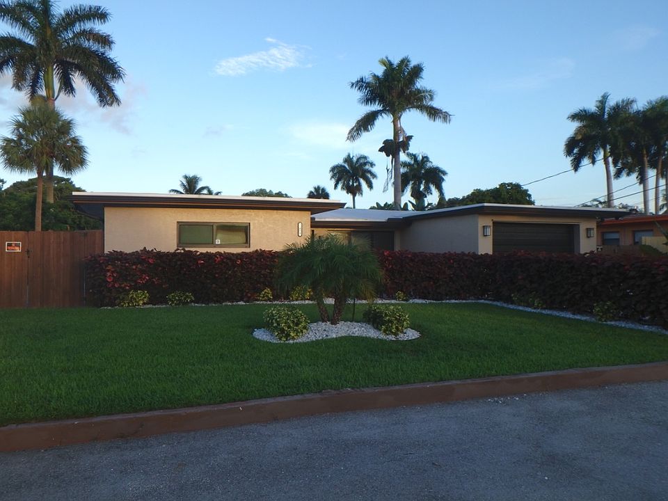 1st image of 2475 Bimini Ln