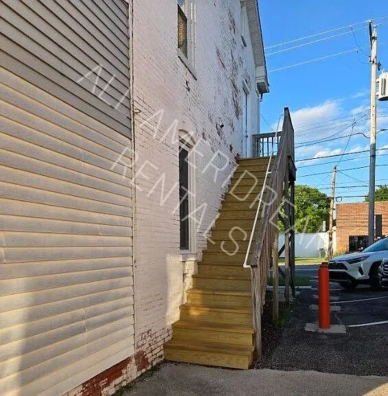 920 Carlisle St #2 — Photo 1