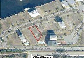 3rd image of 920 Lighthouse Lagoon Ct