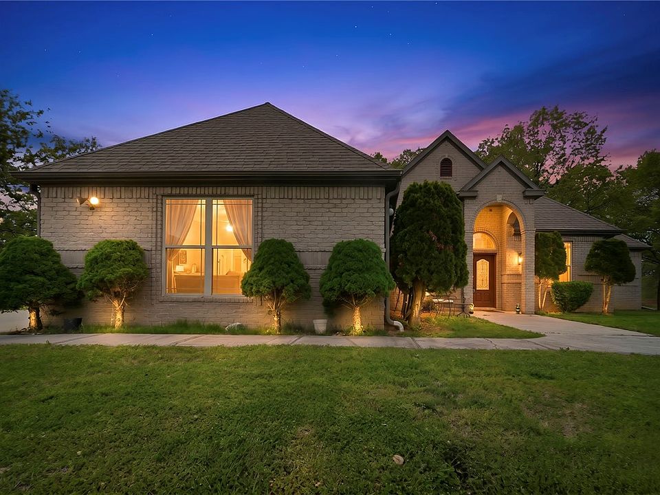 1st image of 9207 Coker Rd #9209