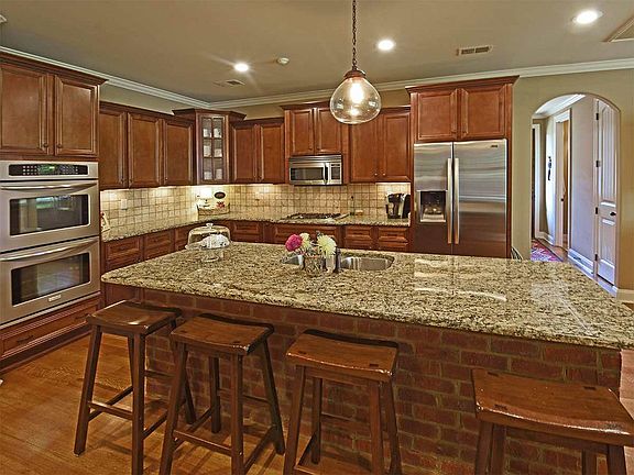 5th image of 355 Saunders Creek Cir