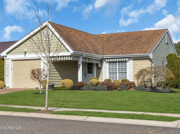 83 Mansfield Avenue, Manchester, NJ 08759