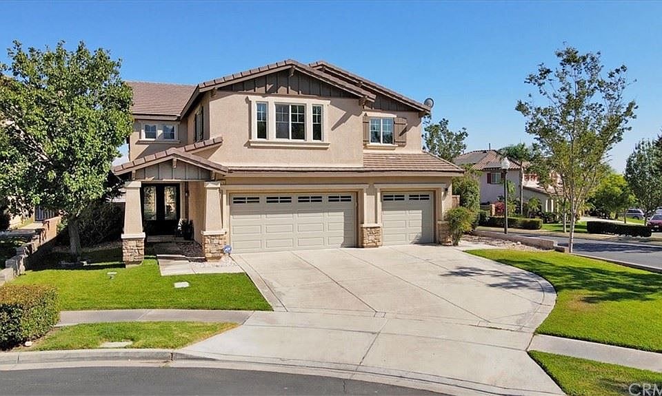 1st image of 15743 Snowy Peak Ln