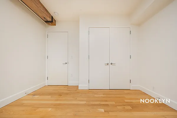 Rented by Nooklyn NYC LLC | media 44