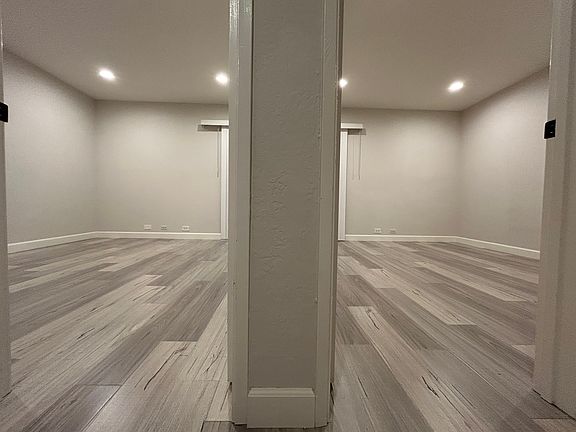 4th image of 5211 Admiralty Ln