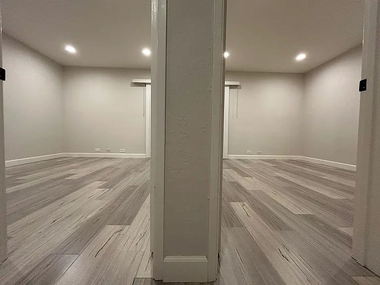5211 Admiralty Ln — Photo 4