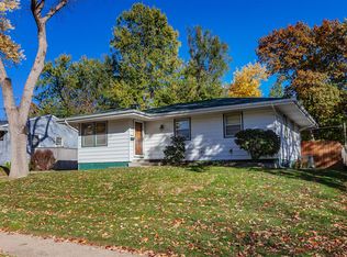2901 E 38th Ct, Des Moines, IA 50317