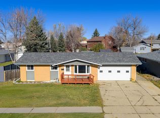 1108 18th Ave SW, Minot, ND 58701