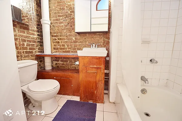 Rented by APT212 INC | media 2