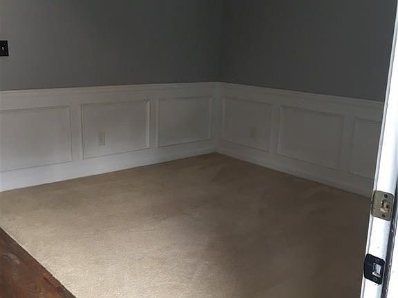 2nd image of 1535 Park Grove Dr