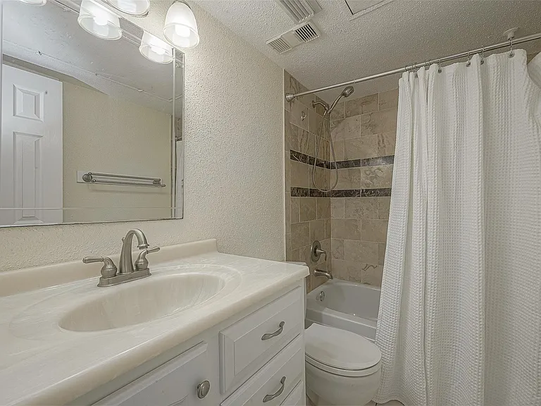 2350 Bering Dr #122 — Photo 22
