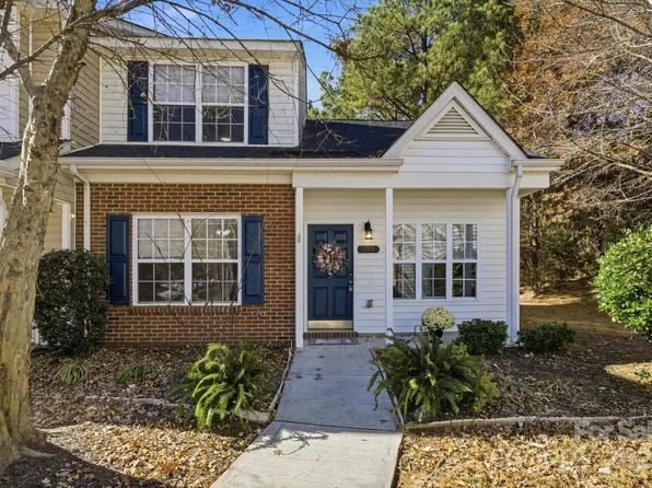 125 Lynch Cir, Mooresville, NC 28117