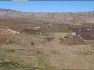 24334 W Kelly Rd, Benton City, WA 99320