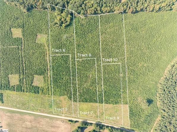 7 Young Rd, Clinton, SC 29325