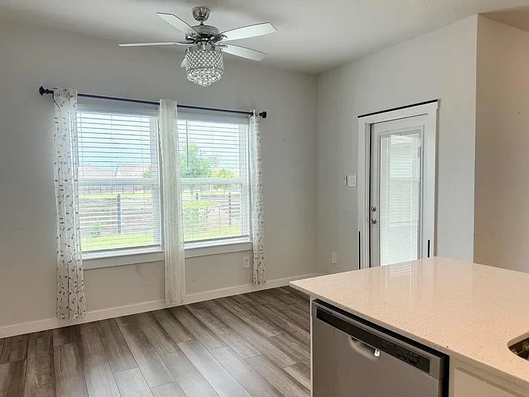 1218 Amistad Loop — Photo 15