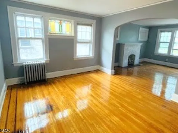 568 N Maple Ave Floor 2, East Orange, NJ 07017