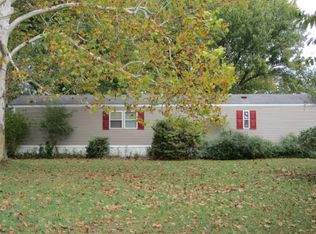 52 Patterson Ferry Rd, Calvert City, KY 42029