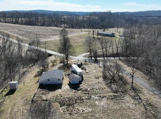 3990 N Verde Valley Rd, Bloomfield, IN 47424