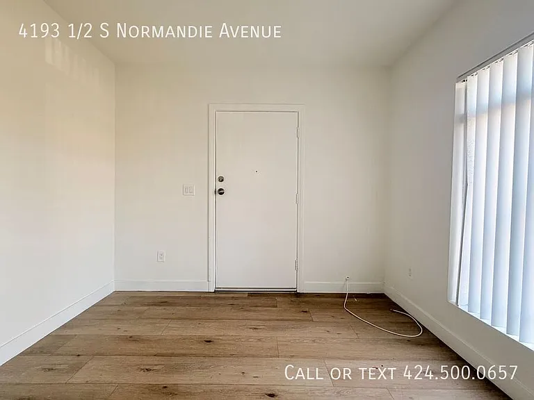 4193 1/2 S Normandie Ave — Photo 14