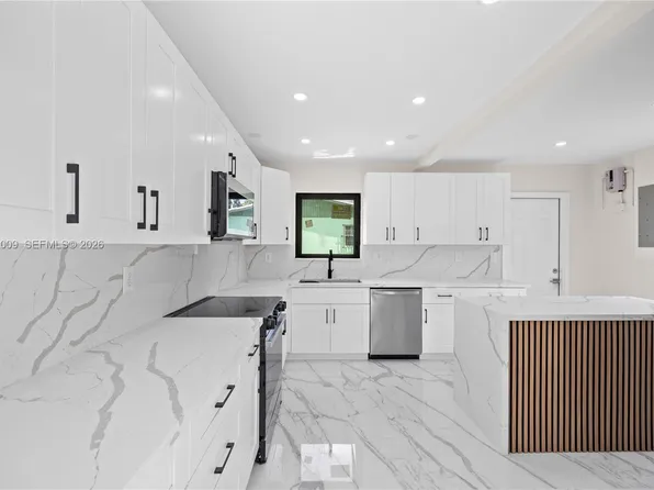 3850 NW 188th St, Miami Gardens, FL 33055