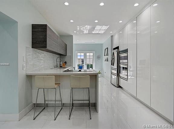 4th image of 1404 Obispo Ave