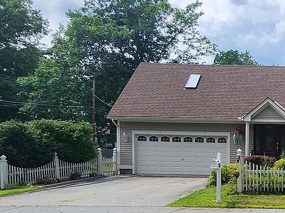 2nd image of 194 Coolidge Street