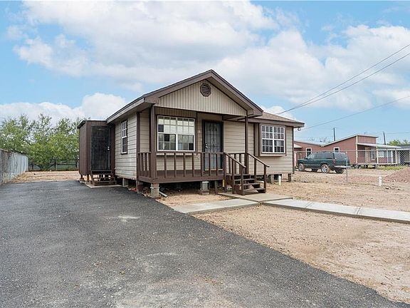 2nd image of 809 Dillion Dr #116