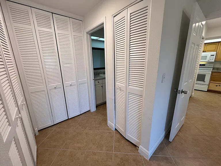 710 Bayou Ave #2 — Photo 12