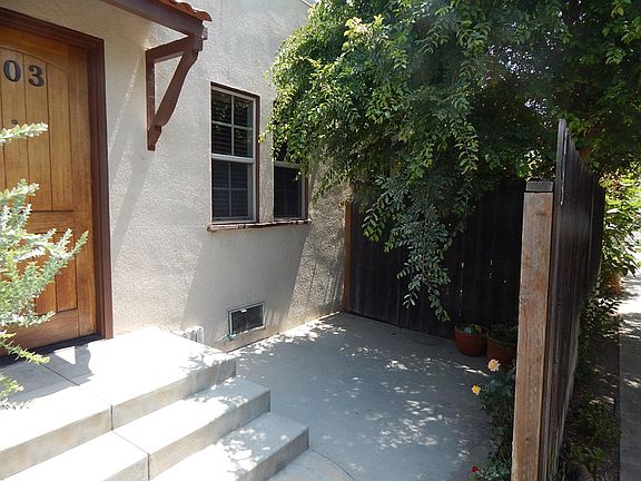 4th image of 803 E Tujunga Ave