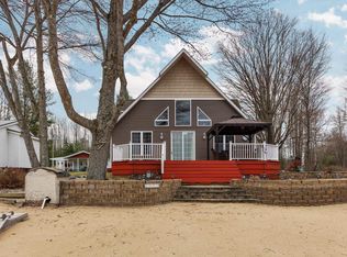 1219 Nokomis Dr, Gladwin, MI 48624