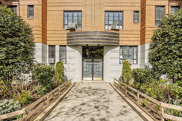 Sold by Compass | media 15