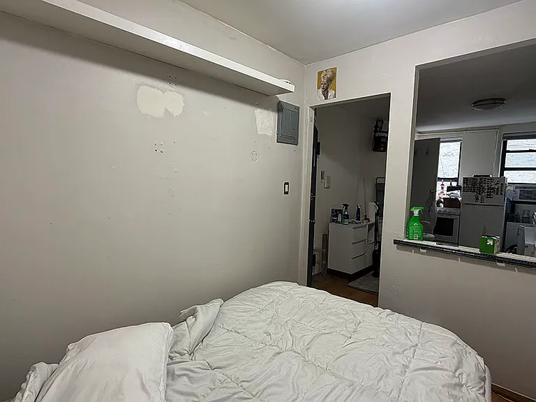 21 Essex St #14 — Photo 8