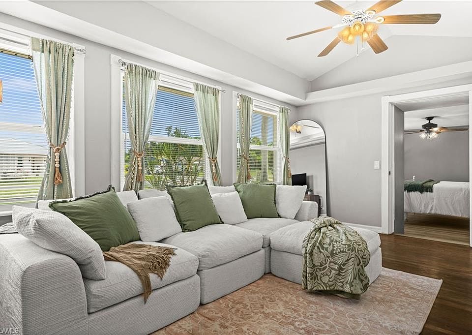 1st image of 12071 Palm DR