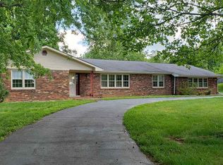 10198 N Jackson Hwy, Magnolia, KY 42757