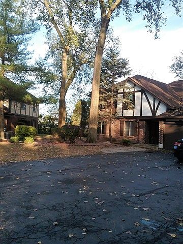 1st image of 8101 Willow Dr #71B