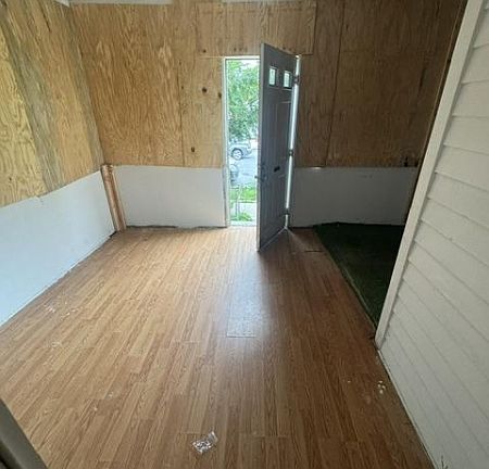 3rd image of 345 Harrison St