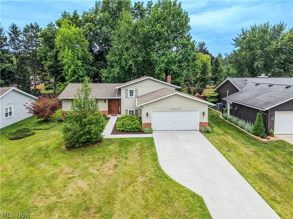 13431 Olde Orchard Rd, Strongsville, OH 44136