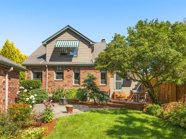 7963 Seward Park Avenue S, Seattle, WA 98118