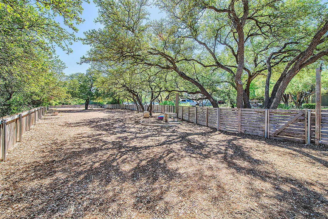 MAA Western Oaks — Photo 4