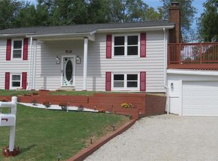 121 Kathy Dr, O Fallon, IL 62269