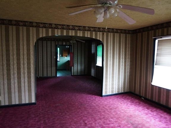 3rd image of 5015 English Ave