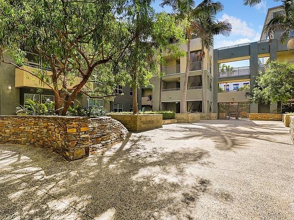 4th image of 7100 Playa Vista Dr APT 216