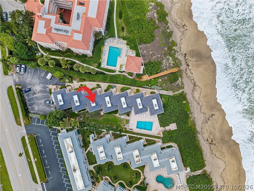 2 bed, 1.5 bath, 925 sqft, $2,000 — Photo 2
